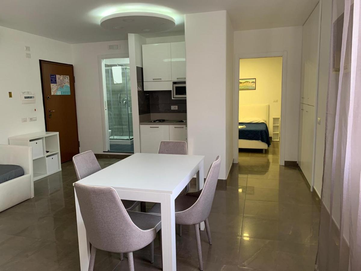 Mondo Suites Apartments Napoli Dış mekan fotoğraf